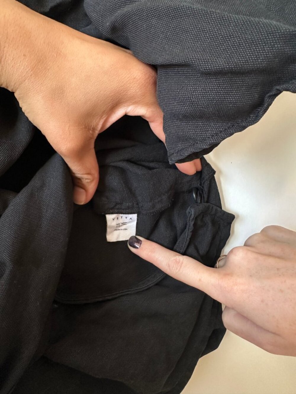 Vetta Capsule black wrap top - Picture 5 of 6